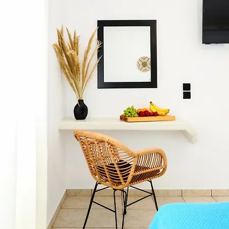 Blue Heart Luxury Aparthotel Agia Anna (Naxos)