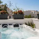 Ξενοδοχείο με διαμερίσματα Blue Heart Luxury