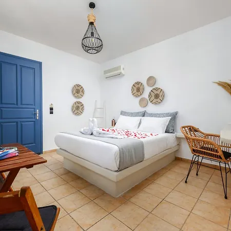 Blue Heart Luxury Ξενοδοχείο με διαμερίσματα Αγία Άννα