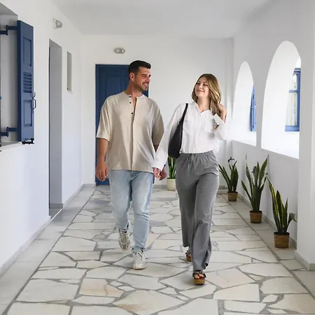 Blue Heart Luxury Ξενοδοχείο με διαμερίσματα Αγία Άννα