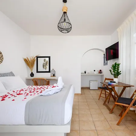 Ξενοδοχείο με διαμερίσματα Blue Heart Luxury 3*