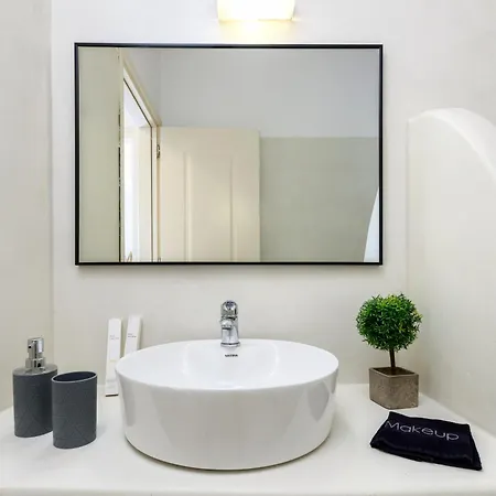 Blue Heart Luxury Ξενοδοχείο με διαμερίσματα Αγία Άννα