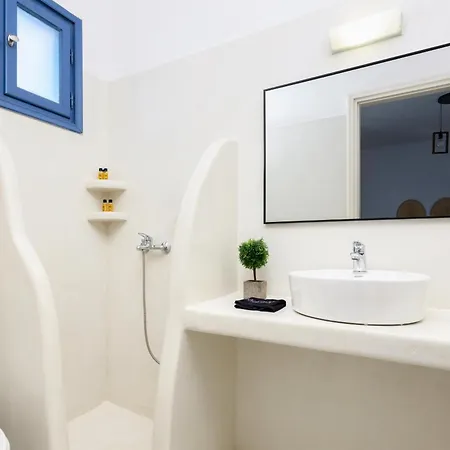 Ξενοδοχείο με διαμερίσματα Blue Heart Luxury Αγία Άννα