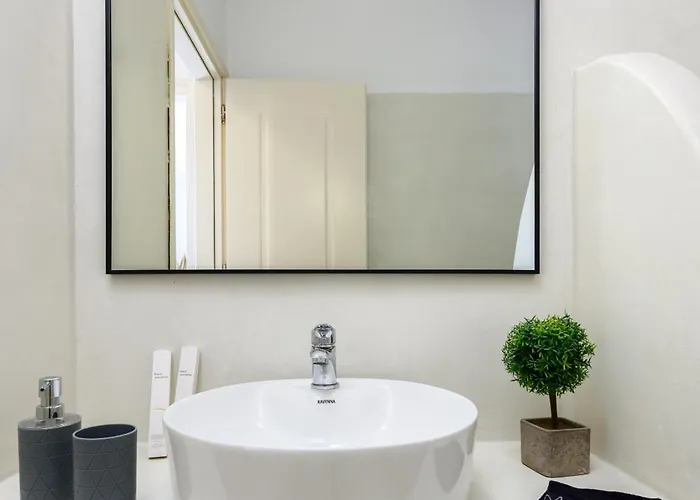 Blue Heart Luxury Апарт-отель Айя-Анна